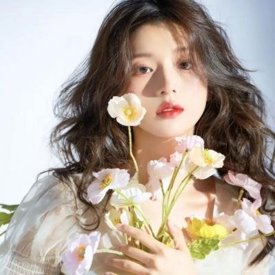 校草是女生
